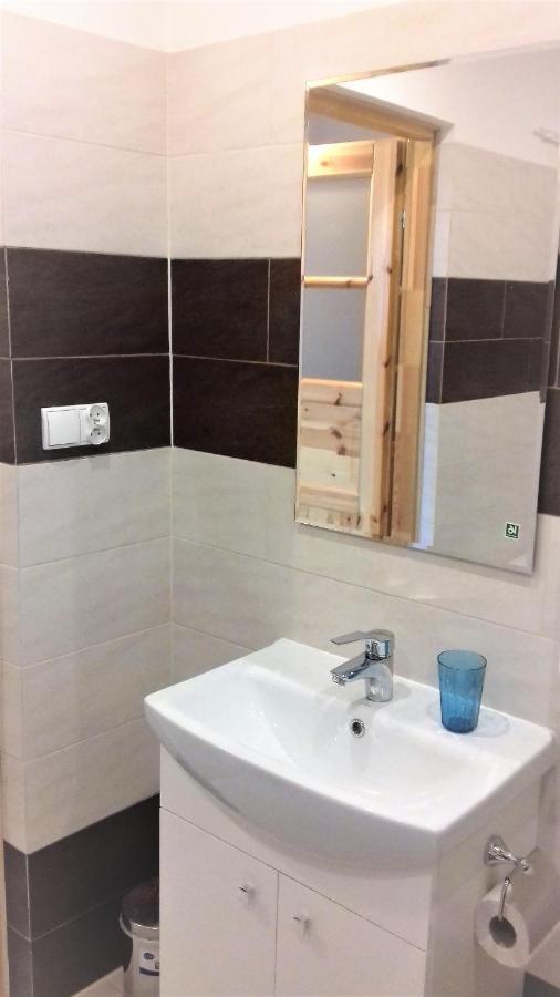 Apartament Z Kominkiem I Wanna Истебна Екстериор снимка